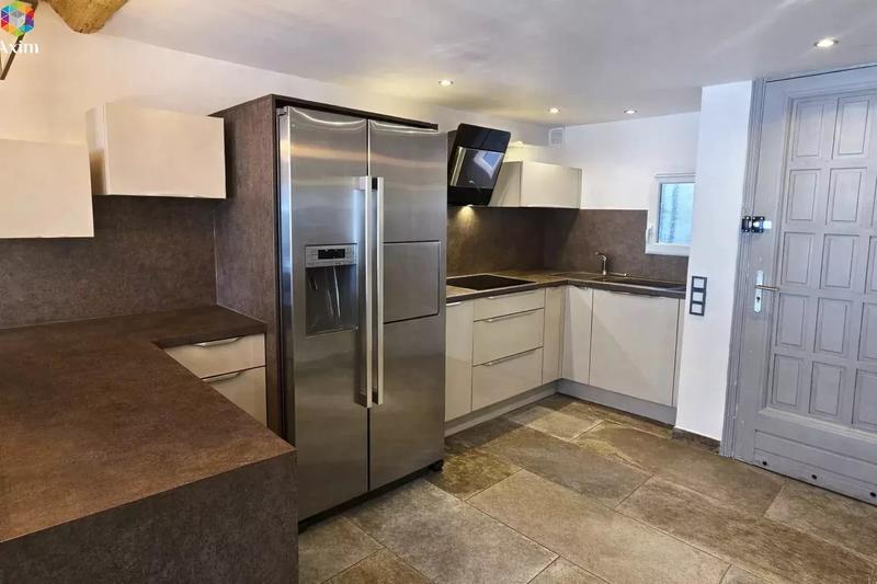 Bastidon - 61 m² - 2 pièces