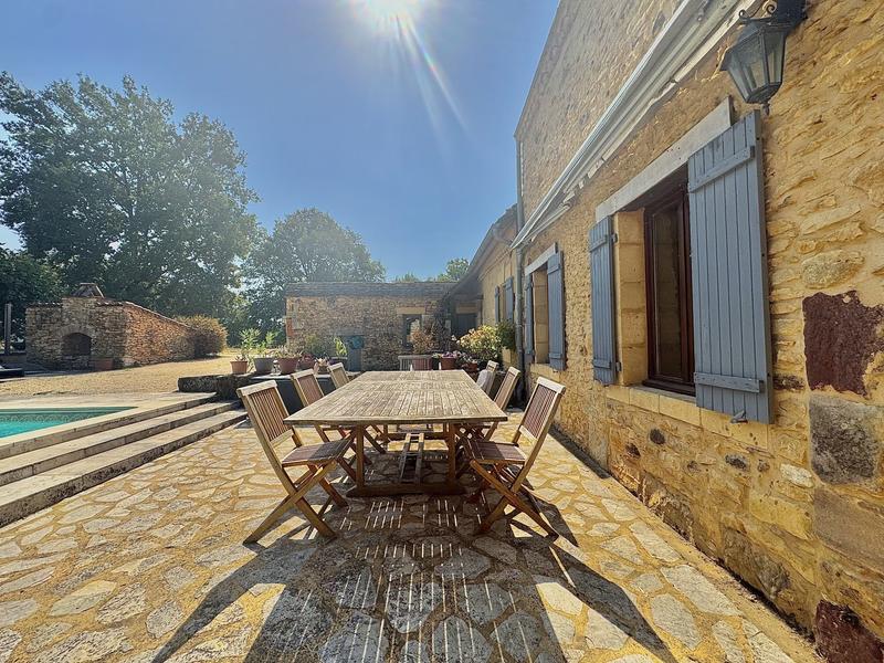 Maison traditionnelle - 174 m² - 7 pièces