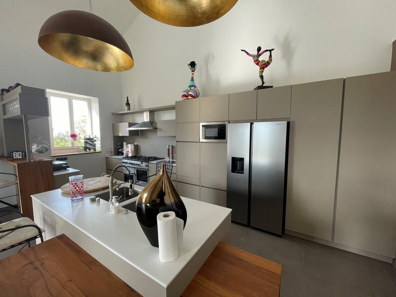 Maison - 436 m² - 11 pièces