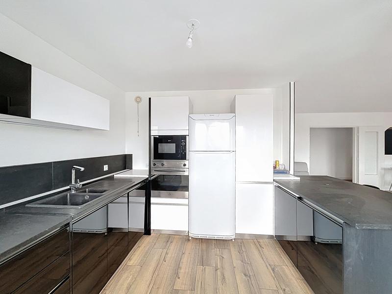 Appartement - 102 m² - 4 pièces