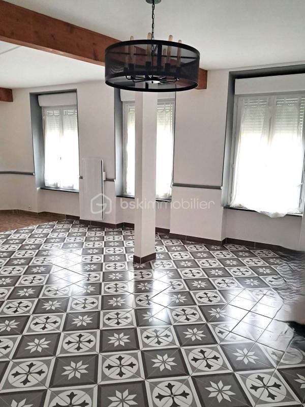 Maison ancienne - 253 m² - 9 pièces