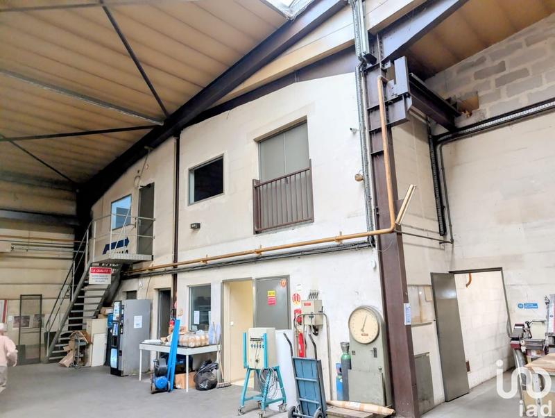 Local commercial - 1 717 m²