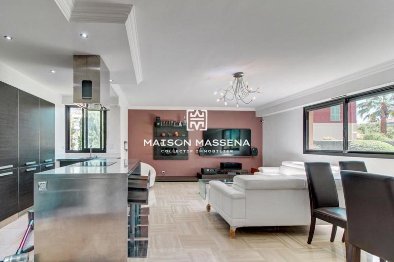 Appartement - 108 m² - 4 pièces