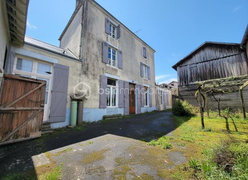 Propriété - 192 m² - 7 pièces
