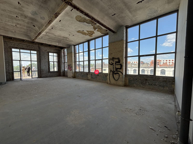 Appartement - 84 m² - 1 pièce