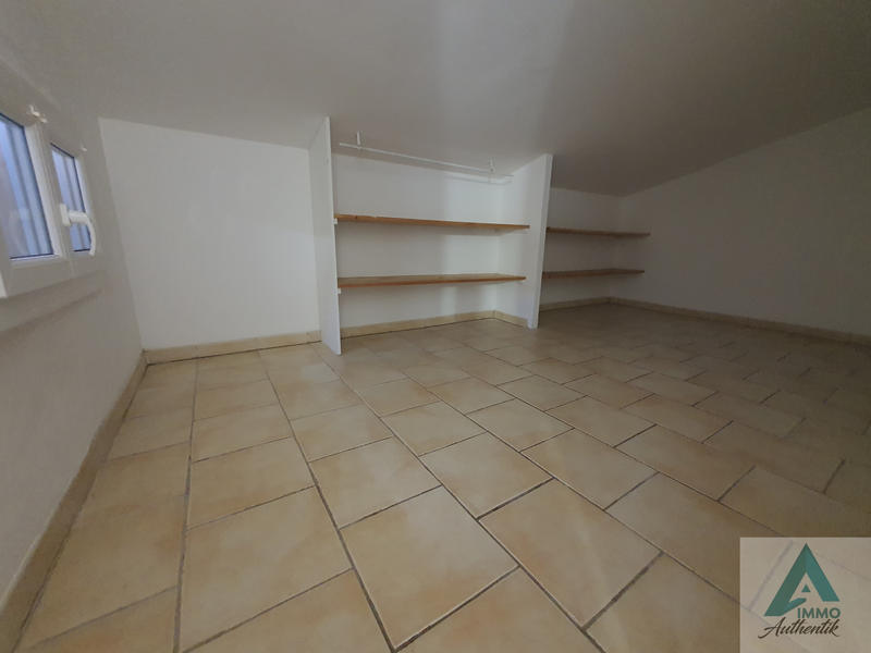 Appartement - 77 m² - 3 pièces