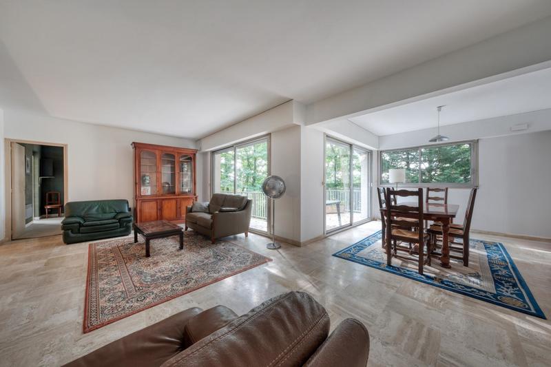 Maison - 186 m² - 8 pièces