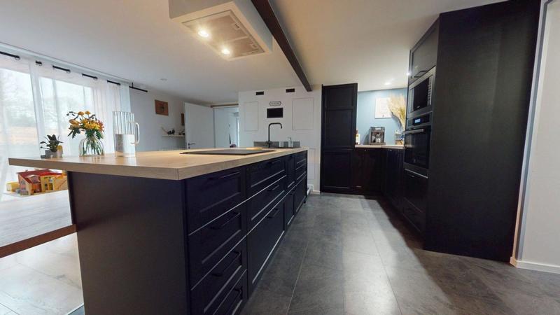 Pavillon - 183 m² - 7 pièces