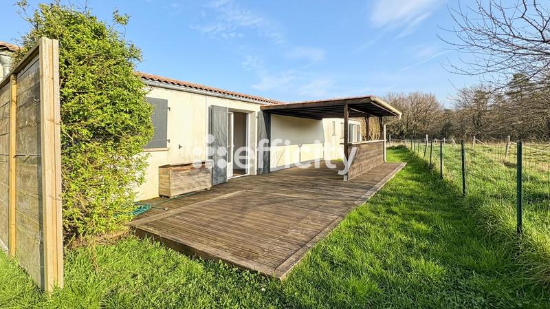 Maison - 92 m² - 4 pièces