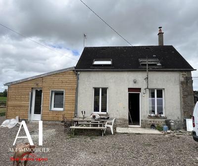 Maison - 80 m² - 4 pièces