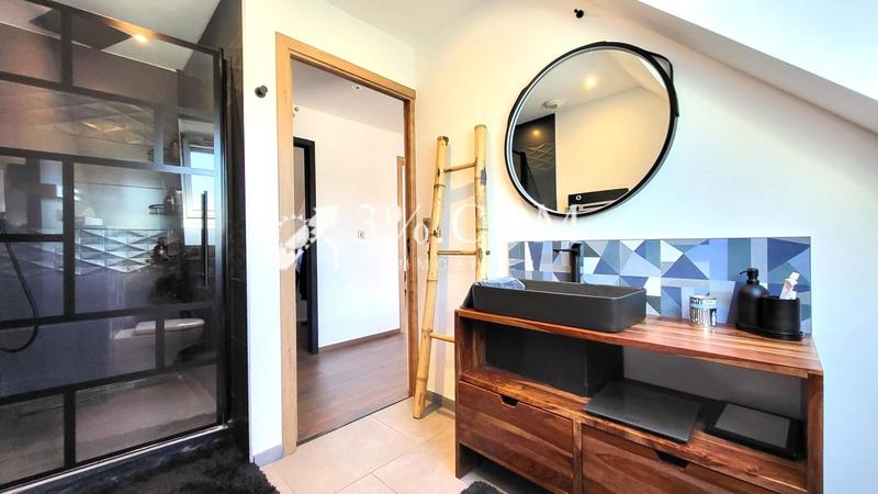 Maison - 146 m² - 5 pièces