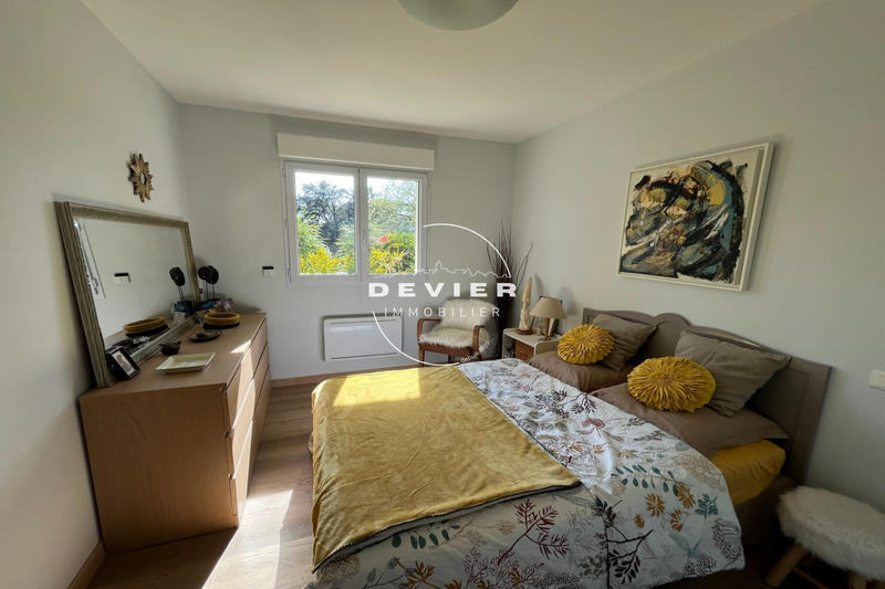 Maison - 180 m² - 6 pièces