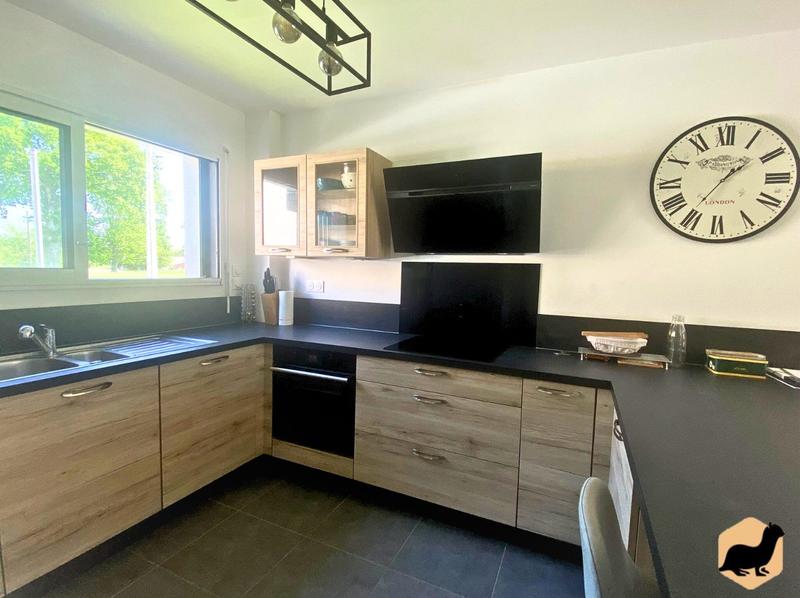 Maison - 100 m² - 4 pièces