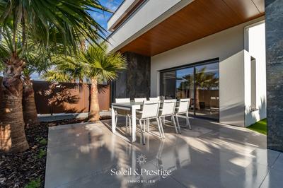 Maison - 140 m² - 5 pièces