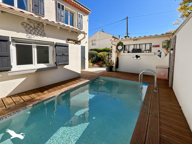 Maison - 94 m² - 5 pièces