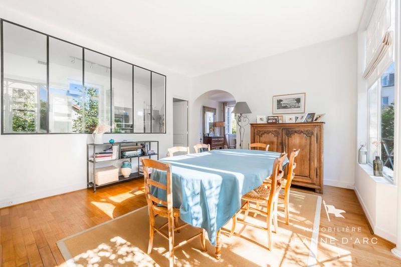 Maison - 150 m² - 6 pièces