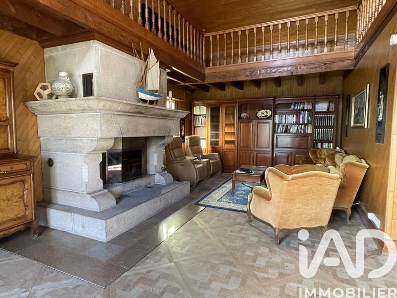 Maison - 184 m² - 7 pièces