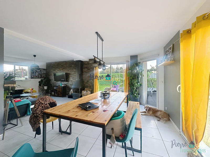 Maison - 138 m² - 6 pièces