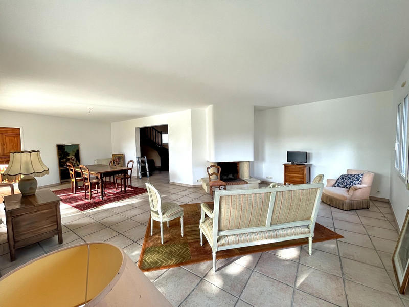 Maison - 170 m² - 5 pièces