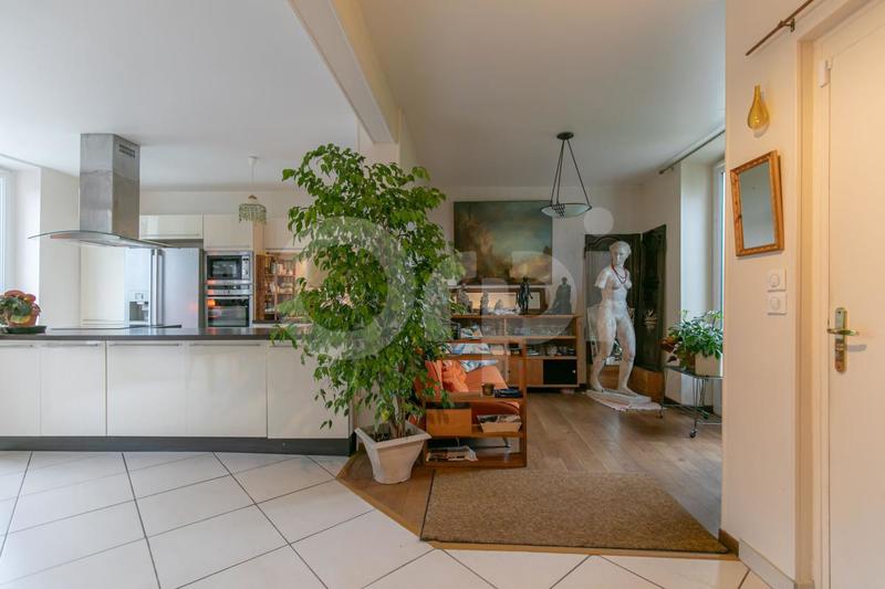 Appartement - 77 m² - 4 pièces