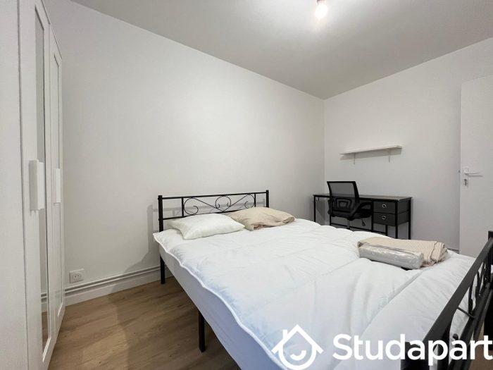 Chambre - 11 m² - 1 pièce