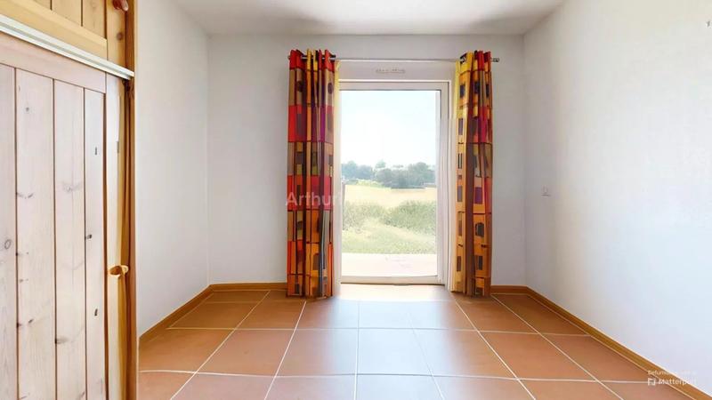 Maison - 215 m² - 5 pièces