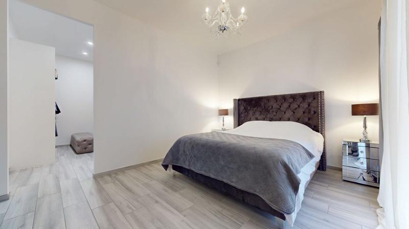 Maison contemporaine - 280 m² - 6 pièces