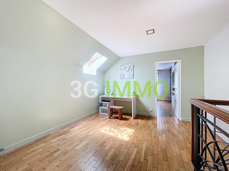 Maison traditionnelle - 131 m² - 5 pièces