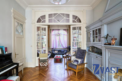 Maison ancienne - 250 m² - 8 pièces