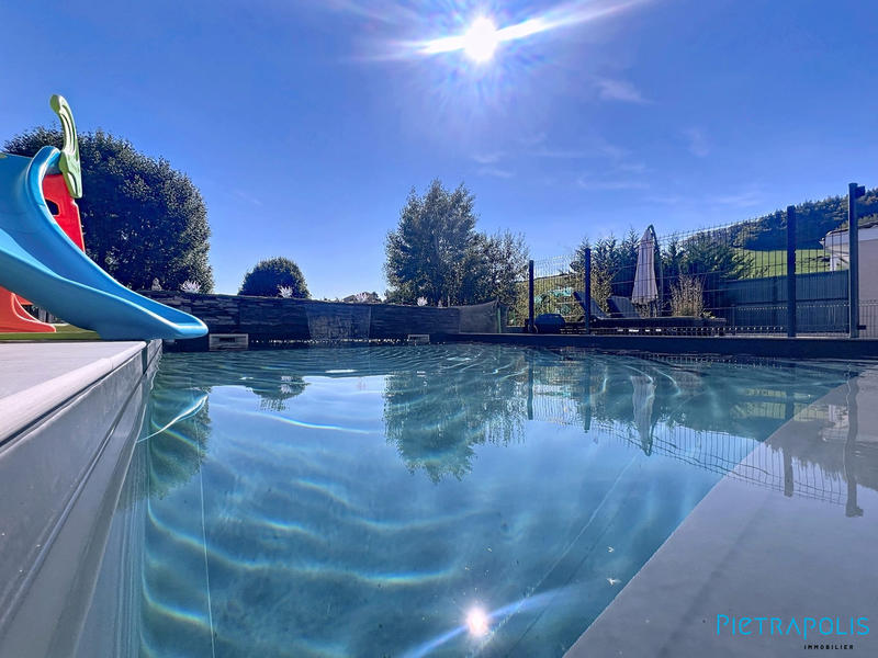 Maison traditionnelle - 105 m² - 4 pièces