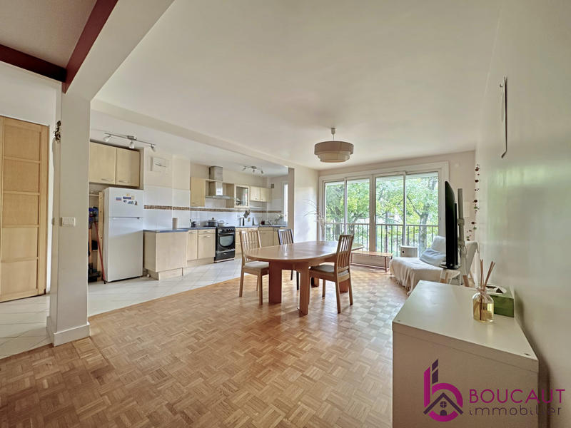 Appartement - 83 m² - 4 pièces