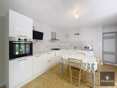 Maison - 102 m² - 5 pièces