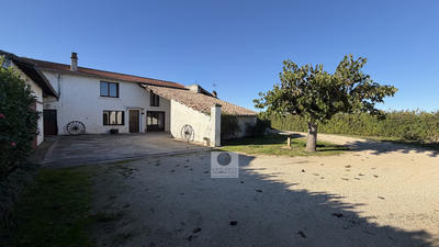 Maison - 208 m² - 7 pièces