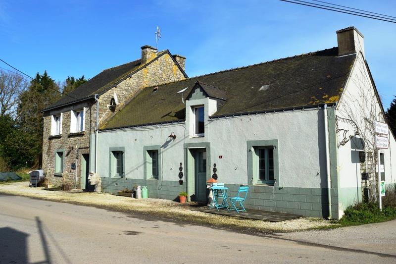 Maison - 171 m² - 9 pièces