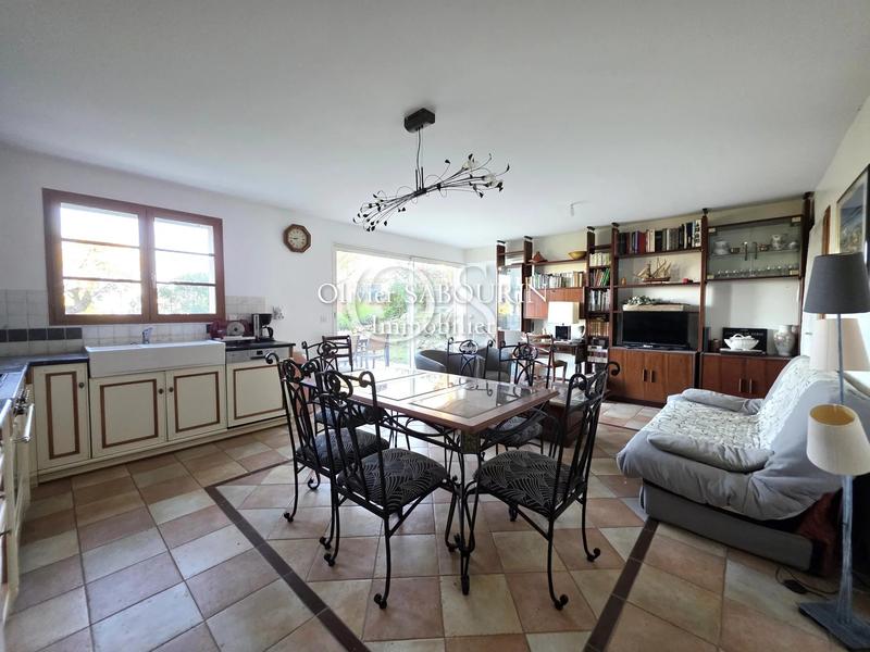 Villa - 250 m² - 7 pièces