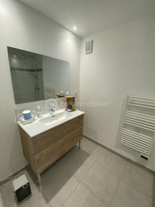 Appartement - 96 m² - 4 pièces