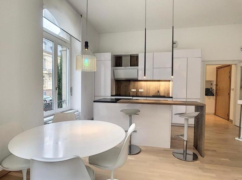 Appartement bourgeois - 67 m² - 3 pièces