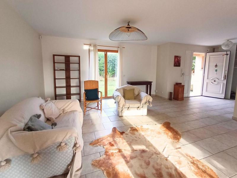 Maison - 273 m² - 9 pièces