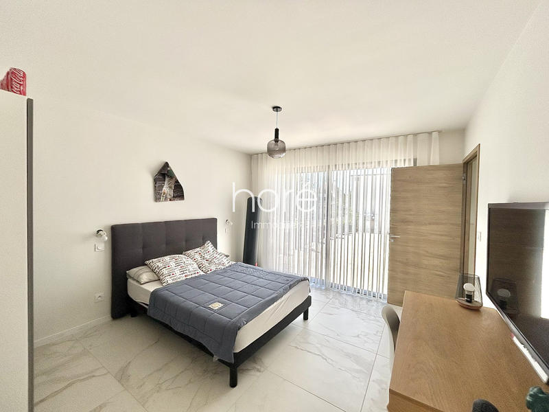 Maison - 213 m² - 6 pièces