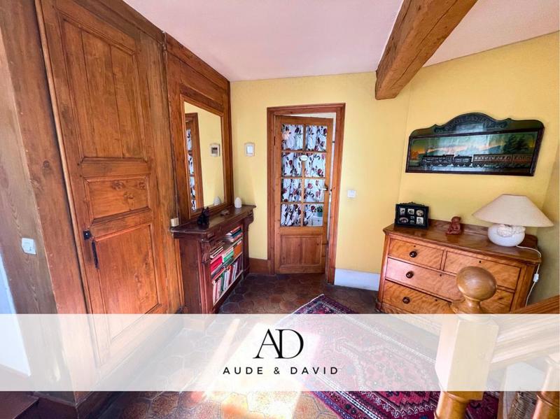 Maison - 229 m² - 10 pièces