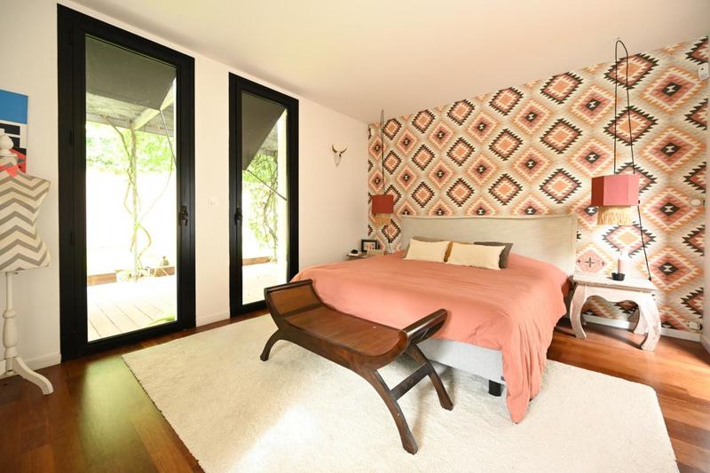 Maison - 270 m² - 7 pièces