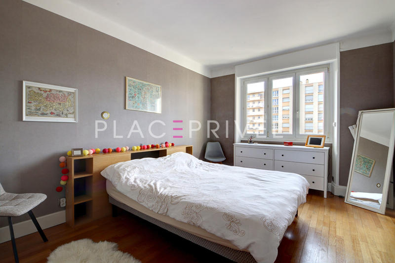 Appartement - 122 m² - 5 pièces