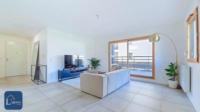 Appartement - 72 m² - 3 pièces