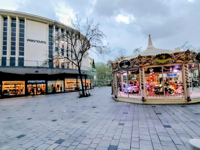 Appartement - 77 m² - 3 pièces