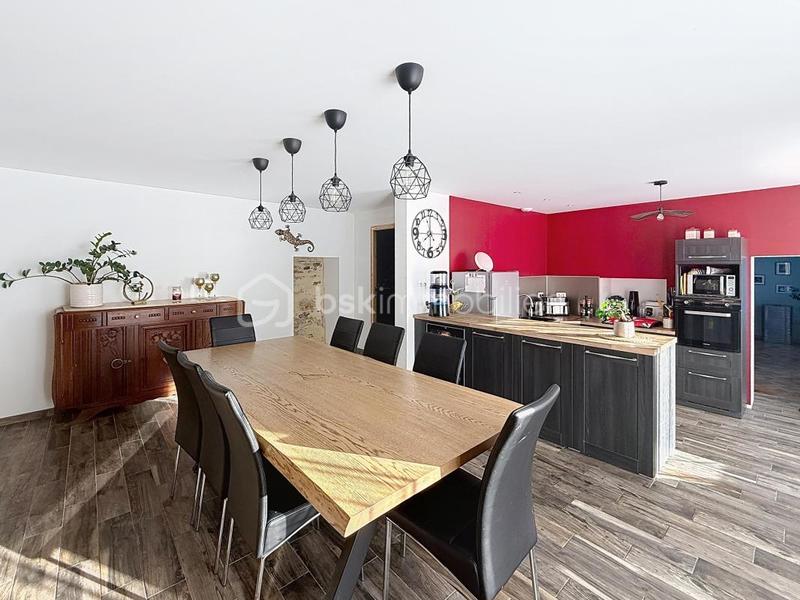 Demeure - 295 m² - 10 pièces