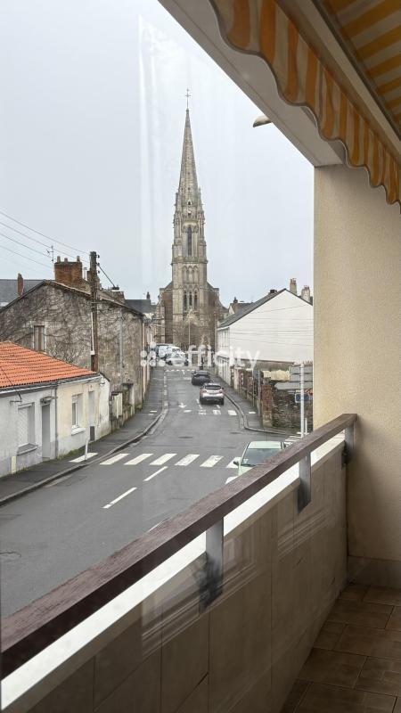 Appartement - 90 m² - 4 pièces