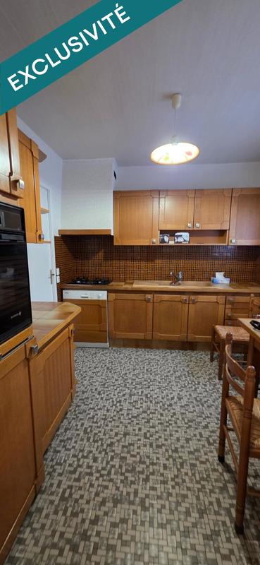 Maison - 90 m² - 5 pièces