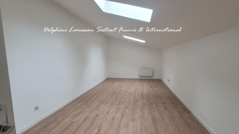 Maison - 400 m² - 11 pièces