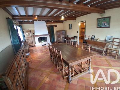 Maison - 177 m² - 6 pièces