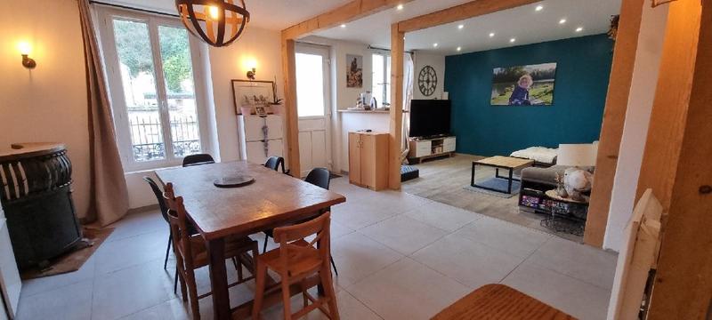 Maison - 92 m² - 4 pièces